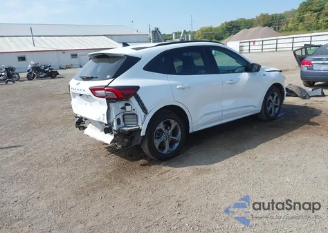 2023 Ford Escape St-Line from USA, damaged, VIN 1FMCU0MZ3PUB12557